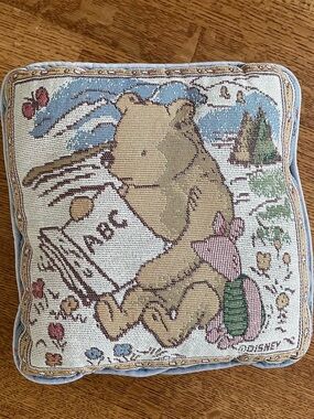 Vintage 1990s Disney Classic Winnie the Pooh Tapestry Pillow Piglet ABC Reading